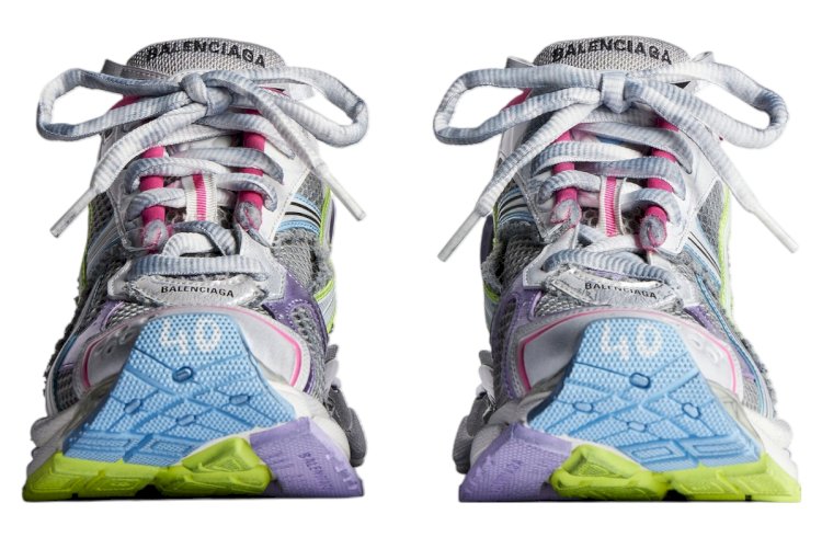 Balenciaga Runner WMNS Grey / Multicolor: A Bold Blend of Style and Comfort