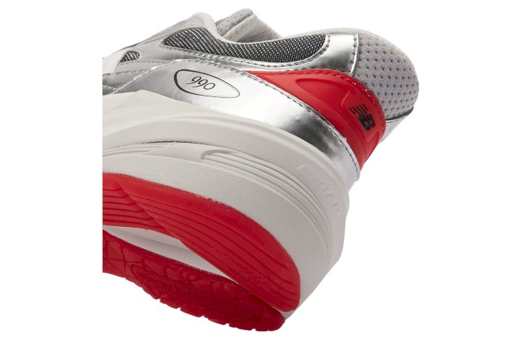 DTLR x New Balance 990v6 GS Tinsel: A Fresh Collaboration in Style