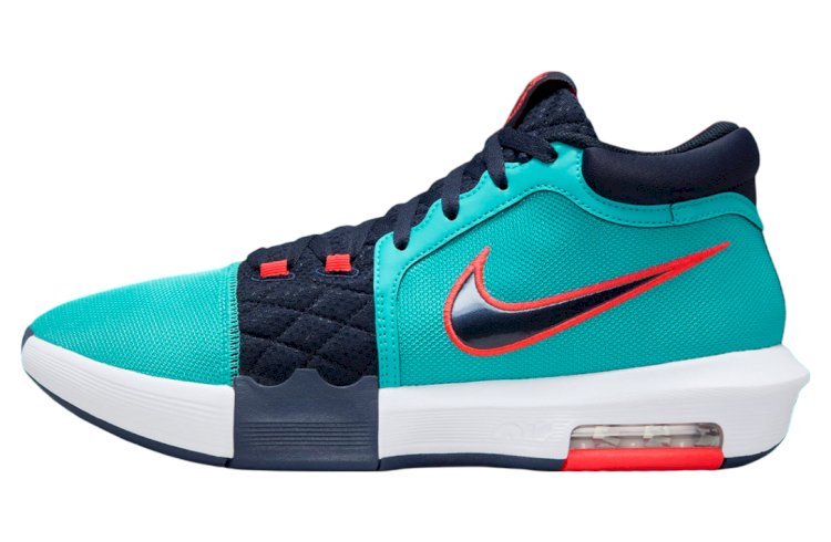 Nike LeBron 8 Witness