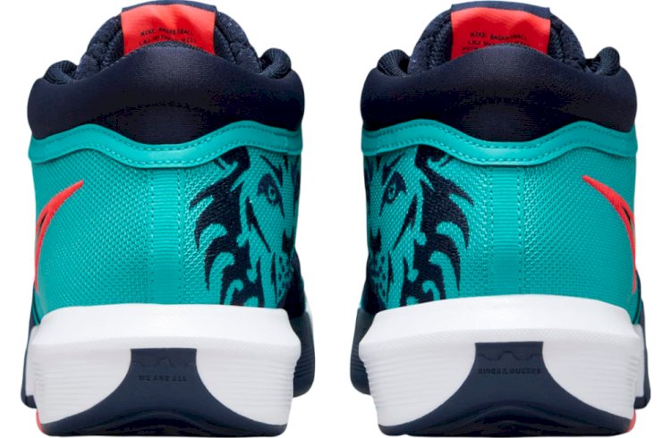 Nike LeBron 8 Witness