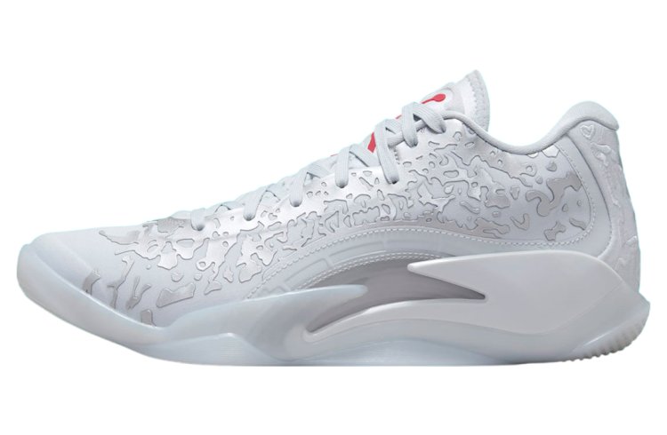 Jordan Zion 3 Pure Platinum / Metallic Silver: A Bold Fusion of Style and Performance