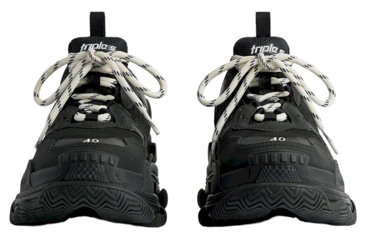 Balenciaga Triple S WMNS: Classic Black & White Edition