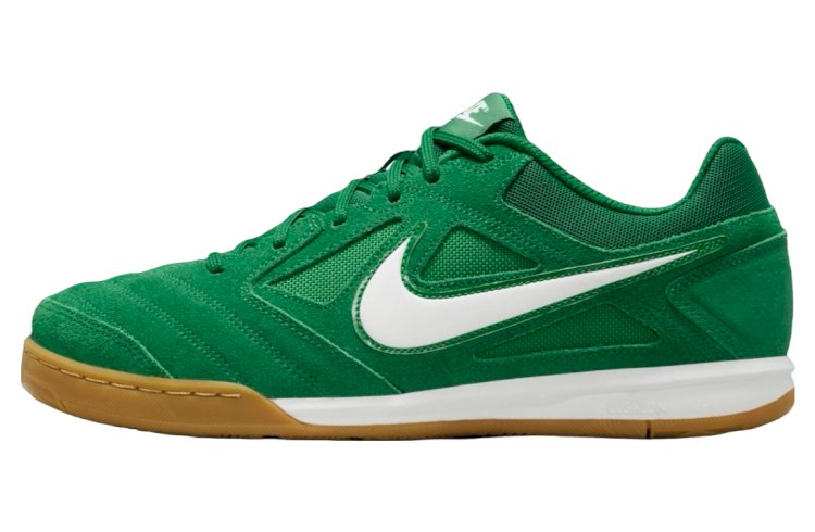Nike Gato